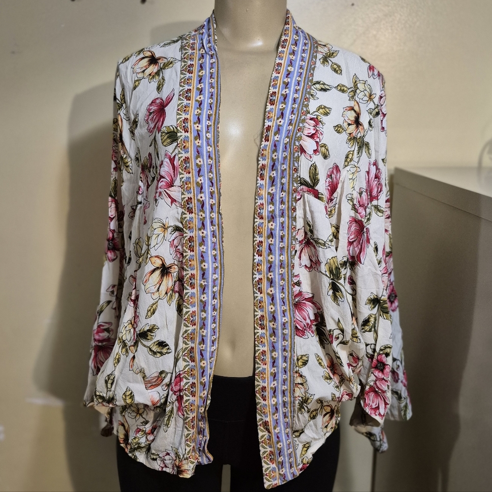 Akemi + Kin One Size Bohemian Festival Romantic Kimono Cardigan